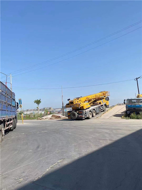 高青县25吨吊车的租赁价格大概是多少？