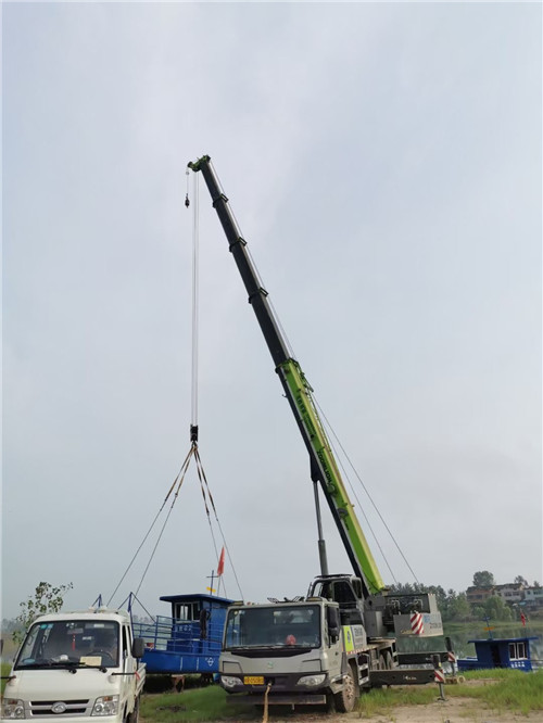 高青县桥梁建设吊装案例